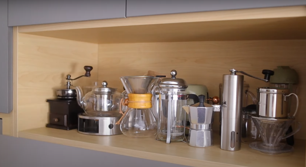 organizing your minimalist kitchen items