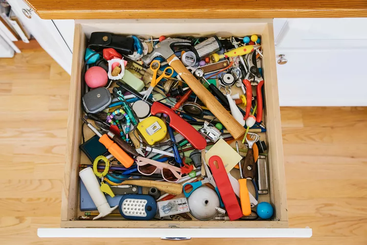 declutter you messy junk drawer